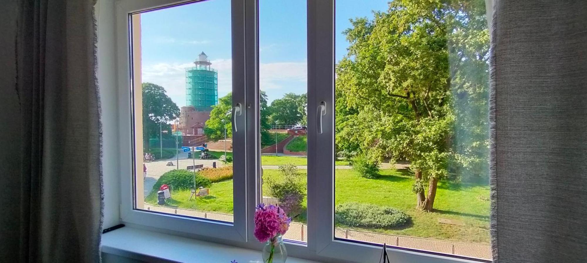 Cicha Przystan - Pokoje Przy Latarni Kołobrzeg Exterior foto